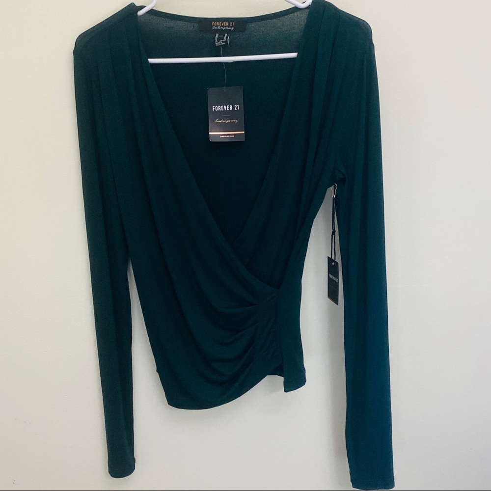 NWT Forever 21 Teal/Green V Neck Blouse